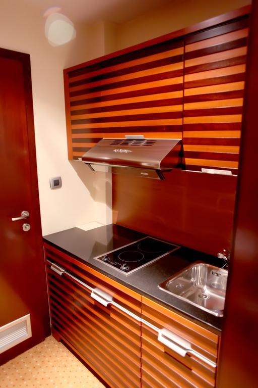 Aparthotel Premier Podgorica Bilik gambar