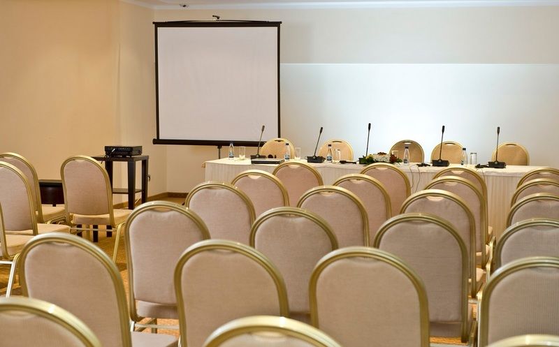 Aparthotel Premier Podgorica Perniagaan gambar